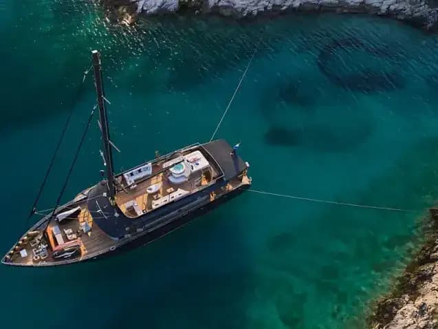 Gulet Rara Avis