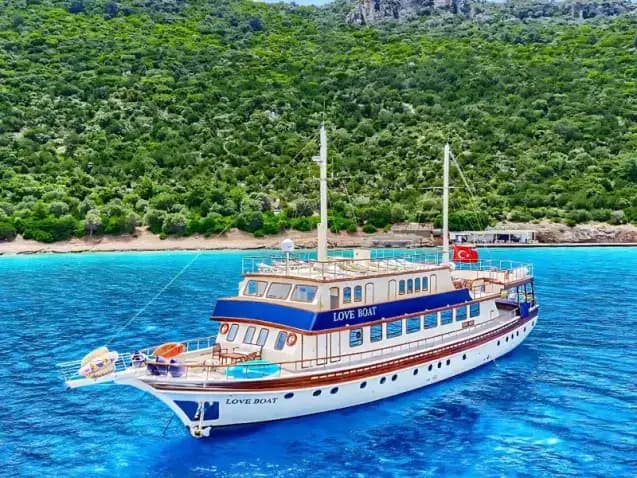 Gulet Love Boat