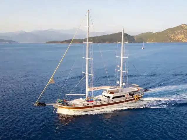 Gulet Luce Del Mare